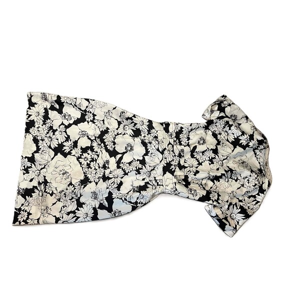 Banana Republic Black/White floral Short Sleeve Dress Sz 2 100% Silk Classic - Picture 7 of 8